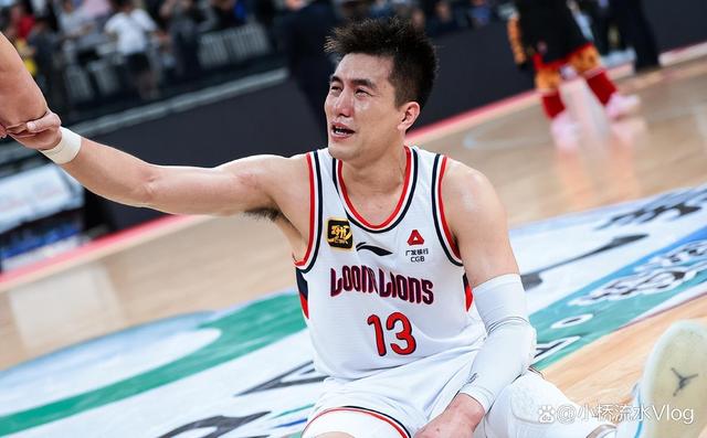 关于赛前体能课后，广州队绝杀压哨备战NBA季后赛，质疑声仍在，训练强度明显提升的信息