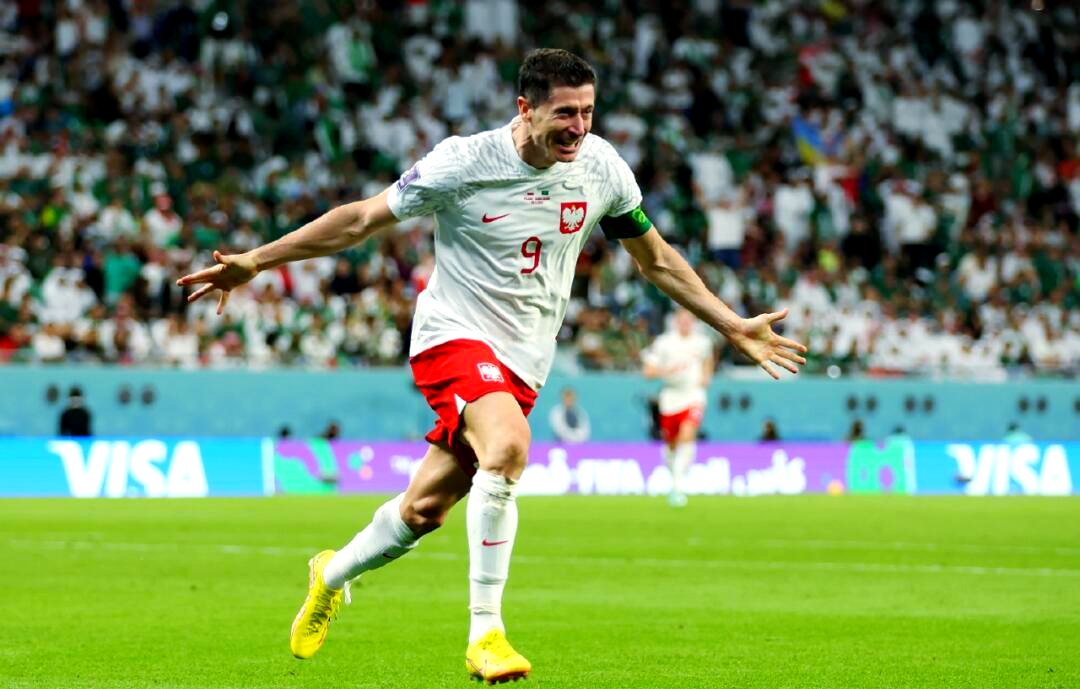 旺财28娱乐-莱万多夫斯基在德国队比赛中败北，挺进下一轮引发热议！的简单介绍